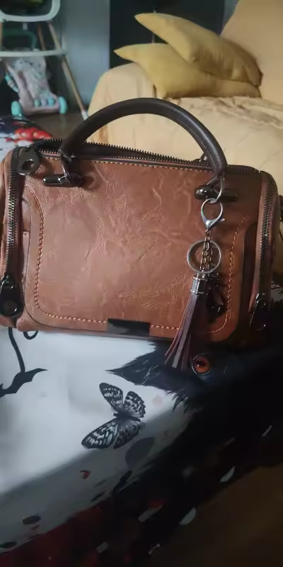 Modische Damen-Umhängetasche mit großer Kapazität, Boston-Handtasche Farbe CAMEL