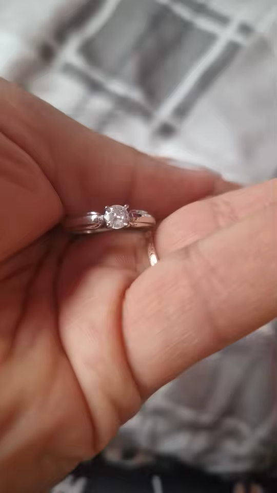 Kubische Zirkon Ringe für Frauen, Verlobung usw. Größe 6/Hauptsteinfarbe: T0367