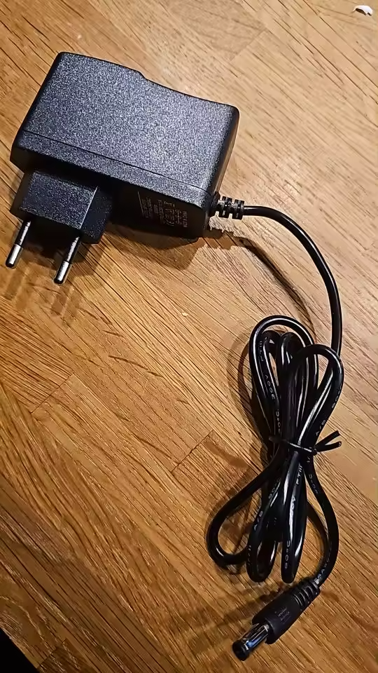 AC 110–240 V DC 12 V, 0,5 A Universal-Netzteil, Ladegerät, EU 5,5 mm * 2,5 mm