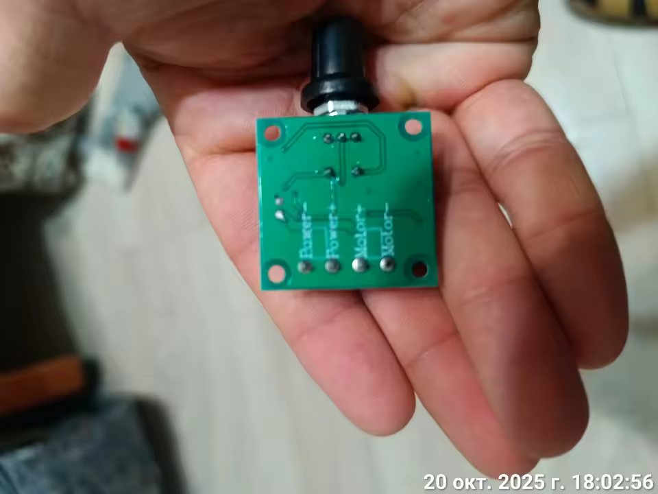 1 x 1,8V-12V 2A Spannungsregler PWM DC Motor Drehzahlregler Gouverneur Stufenlos