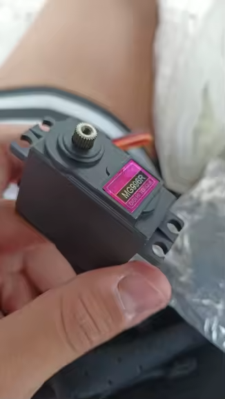 1 Stück Servo MG996R 13 kg High Torque Metal Gear 180° Für RC Auto/DIY Arduino